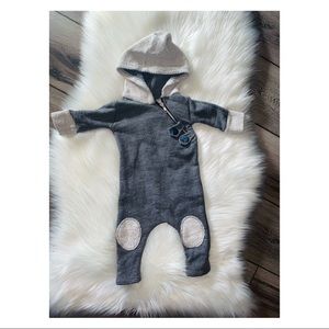 Adorable baby hooded Romper